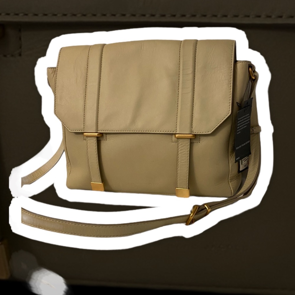 ‼️SALE SALE SALE‼️ Marc by Marc Jacobs Crosbody messenger bag